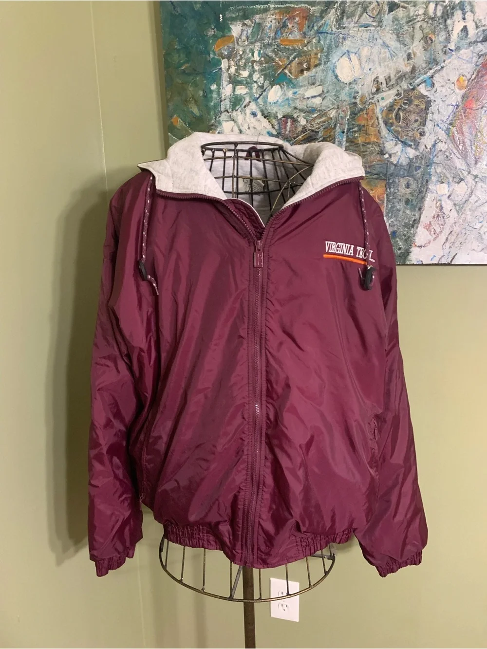 Virginia Tech Hokies hooded jacket in size XL.